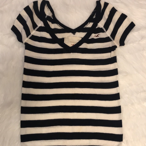 Hollister Tops - ✨Hollister Blue and White shirt ✨SZ (M)